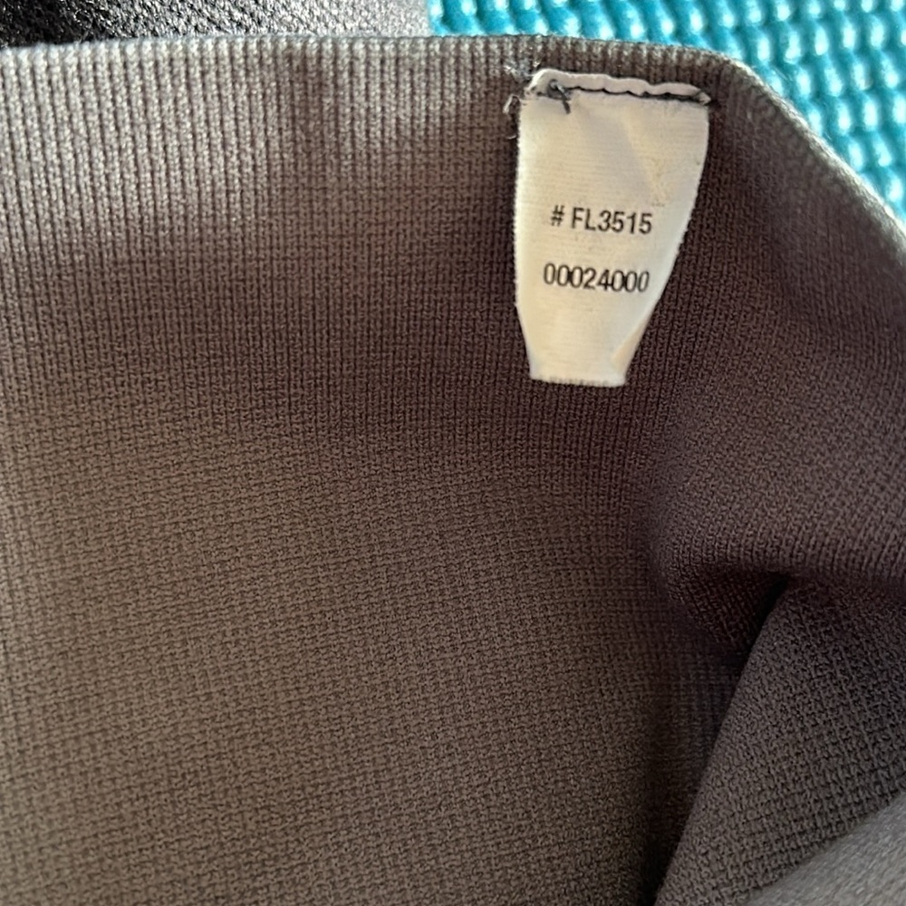 Spanx Look At Me Now High Waisted Seamless Leggings Medium Black Camouflauge - Picture 9 of 10